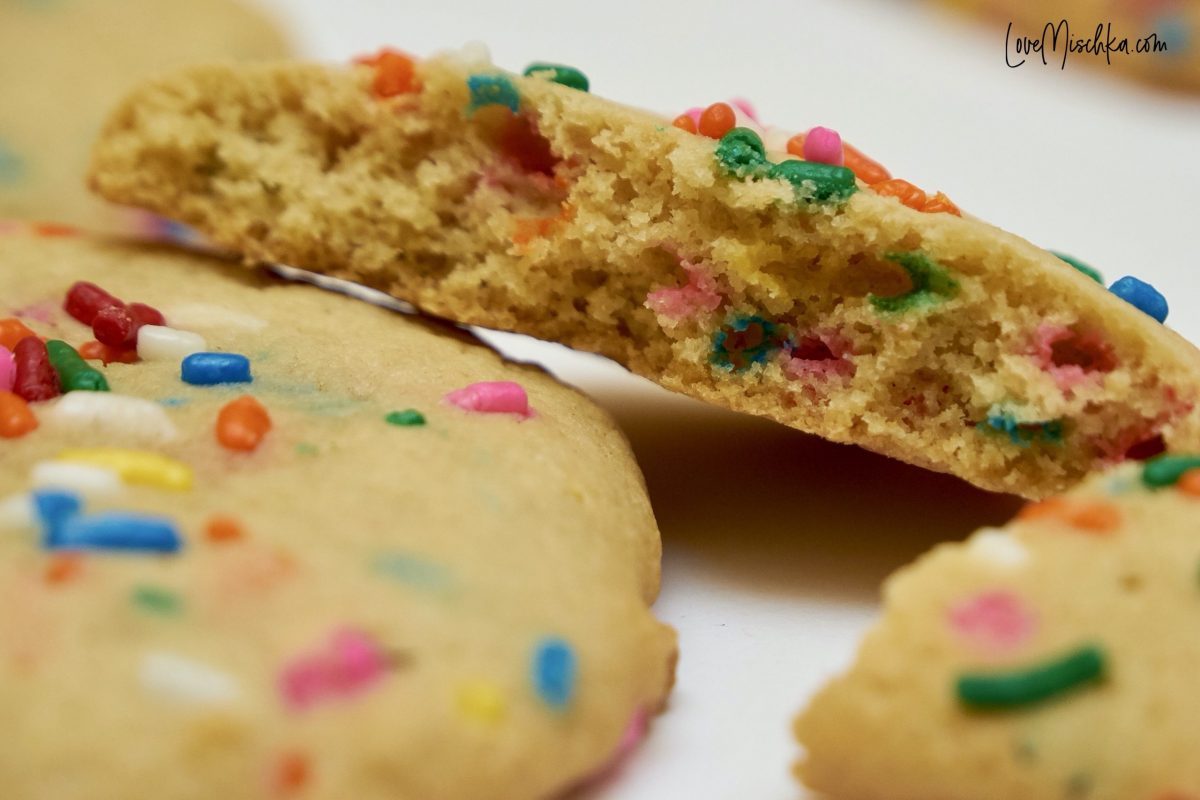 The BEST Funfetti Cookies